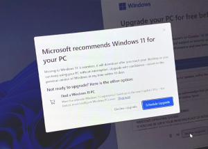 Microsoft chịu áp lực cực lớn vì khai tử Windows 10