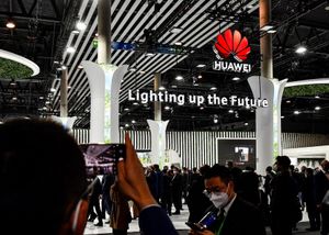 Huawei không rút lui khỏi thị trường quốc tế