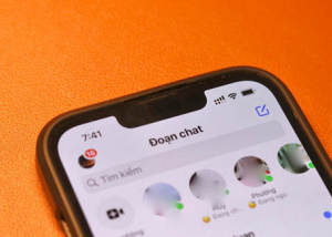 Messenger cho phép đặt trạng thái như Yahoo Chat