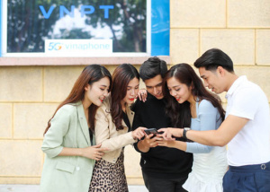 Quay thưởng trúng vàng cùng VinaPhone