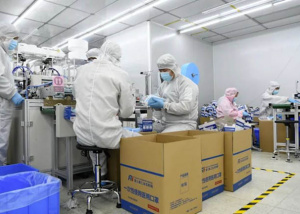 Foxconn bắt đầu nối lại hoạt động nhà máy ở Thâm Quyến