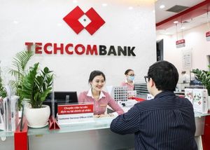 Techcombank nhận hai giải thưởng về dịch vụ ngân hàng