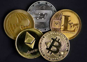 Giá Bitcoin tăng kéo theo một số đồng tiền mã hóa khác đi lên