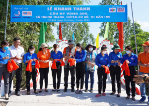 Cần Thơ: Khánh thành 4 cây cầu Hy Vọng và triển khai chương trình “Chung tay cùng bạn đến Trường Hy Vọng”