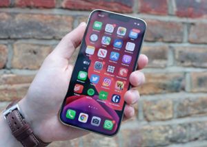Công nghệ Ceramic Shield của Apple là gì?