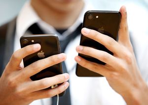 iPhone SE 2022 chưa có điểm nào hấp dẫn với khách hàng so với các đối thủ