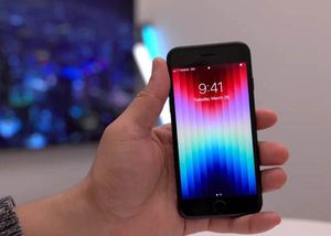 Doanh số iPhone SE 2022 tiếp tục gây thất vọng