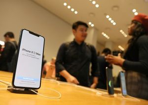 Apple vẫn là ông vua trên thị trường smartphone tân trang