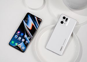 Ra mắt Oppo Find X5 Pro tại Việt Nam, giá ngang iPhone 13 Pro