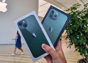 iPhone 13 liên tiếp dẫn đầu danh sách smartphone bán chạy toàn cầu