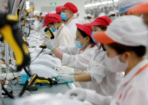 Apple ưu tiên chọn Việt Nam làm nơi sản xuất iPhone, MacBook