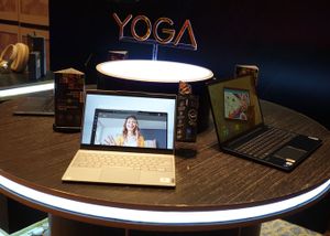 Lenovo ra mắt thị trường seri laptop Yoga thế hệ mới