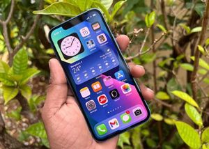 BOE có thể cung cấp màn hình OLED trở lại cho iPhone 14