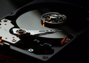 Thị trường ổ cứng HDD sụt giảm mạnh, cho thấy xu hướng dịch chuyển sang SSD