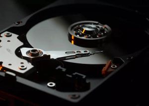 Thị trường ổ cứng HDD sụt giảm mạnh, cho thấy xu hướng dịch chuyển sang SSD