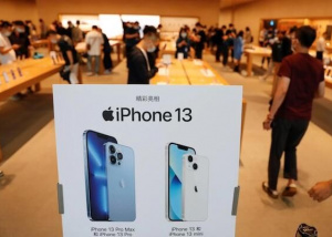 Kinh tế suy thoái buộc Apple thắt lưng buộc bụng