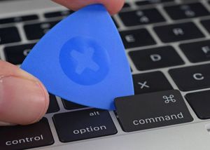 Apple bồi thường vụ lỗi bàn phím cánh bướm MacBook