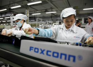 Foxconn hợp tác với NXP Semiconductors để phát triển ô tô điện