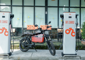 Dat Bike triển khai trạm sạc pin siêu tốc Dat Charge
