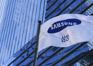 Samsung Electronics báo cáo lợi nhuận hoạt động giảm hơn 30%