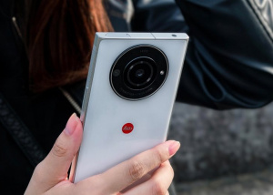 Leica Leitz Phone 2 ra mắt, giá 39.5 triệu đồng