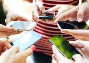 Chi phí dịch vụ Internet giảm nhẹ trên toàn cầu vào năm 2022