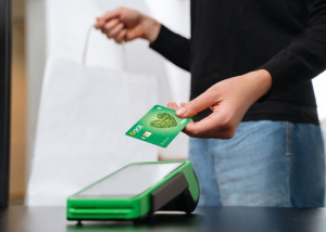 OCB đẩy mạnh chuyển đổi thẻ nội địa từ sang thẻ chip chuẩn VCCS