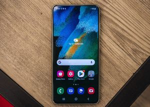 Galaxy S21 FE 5G giảm giá 6 triệu đồng tại Việt Nam