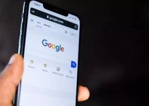 Google Search sẽ mặc định làm mờ các hình ảnh nhạy cảm