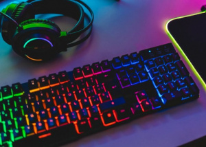 Ánh sáng RGB trên phụ kiện chơi game sẽ có thể điều chỉnh ngay trên Windows