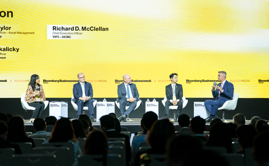 Phân bổ vốn thông minh: "Chìa khóa" để Việt Nam giải bài toán tăng trưởng 1.500 tỉ USD