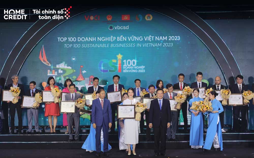 Home Credit lọt Top 100 doanh nghiệp bền vững năm 2023