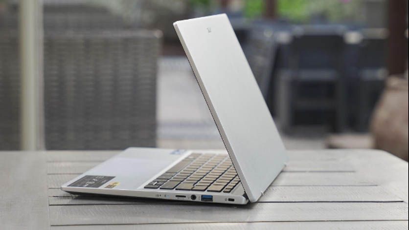 Acer Swift Go 14 AI